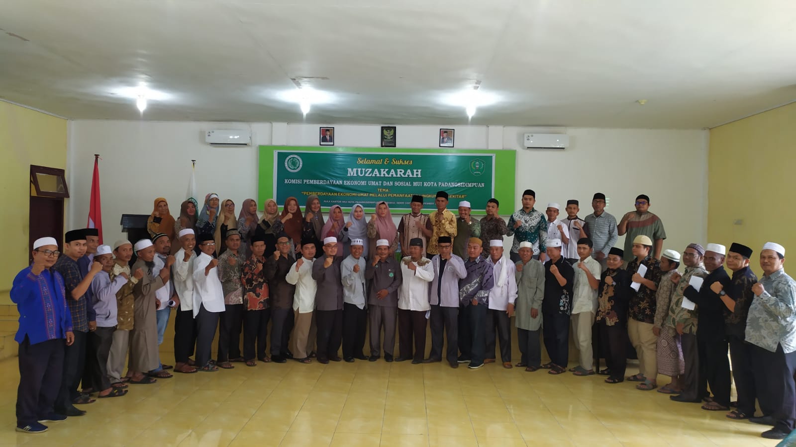 Pemberdayaan Ekonomi Umat Melalui Pemanfaatan Lingkungan Sekitar